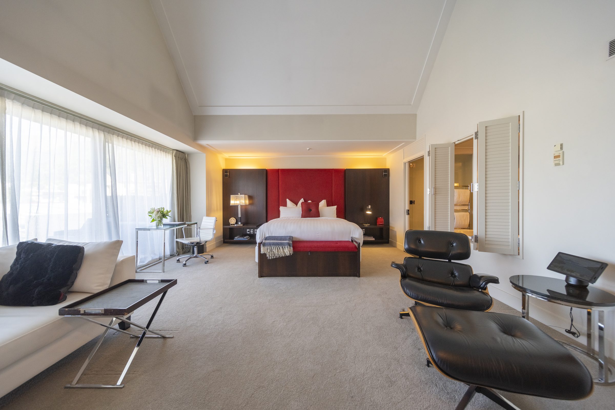 The Spire Hotel Suites