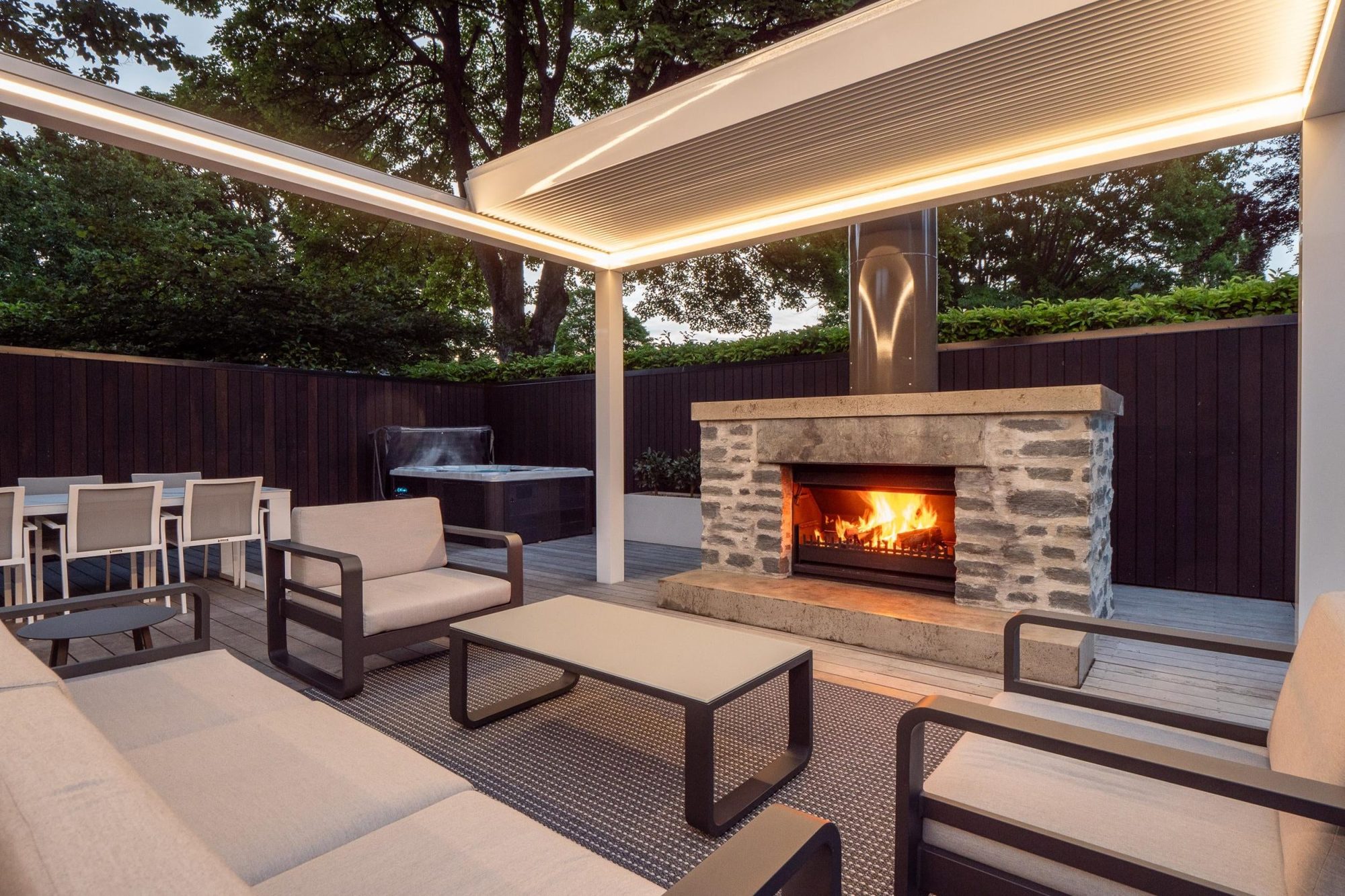 Outdoor lounge by the fire